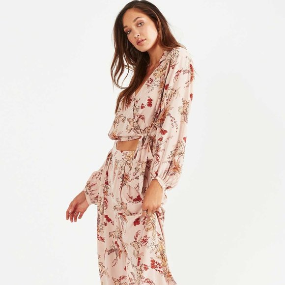 TIGERLILY Silk Mazari Long Sleeve Wrap Crop Top Blouse RRP$249 - Picture 8 of 13